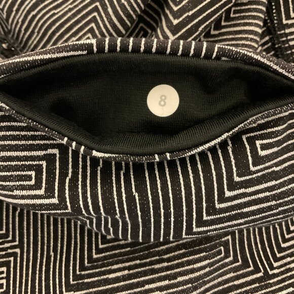 Lululemon Wunder Under Leggings 8 Black White Square Print Cropped - Picture 10 of 10